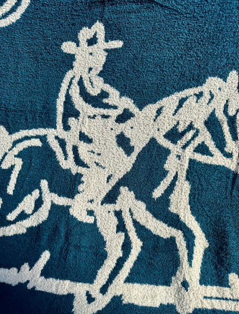 Drifter Plush Throw - Malibu Blue