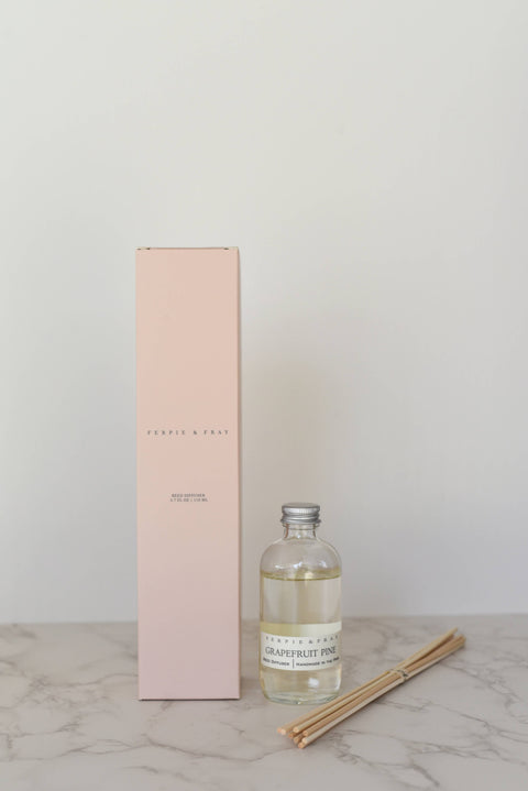 Grapefruit Pine Reed Diffuser - image 2
