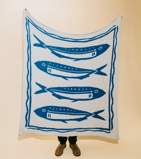 Pacific Row Plush Throw - Swell Blue