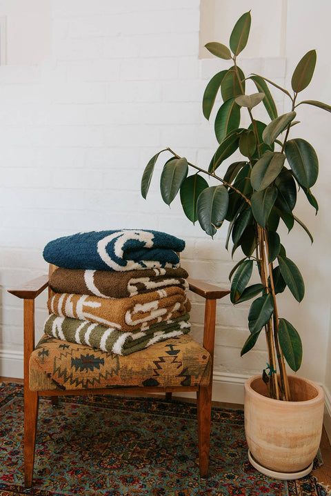 Stripe Plush Throw - Evergreen
