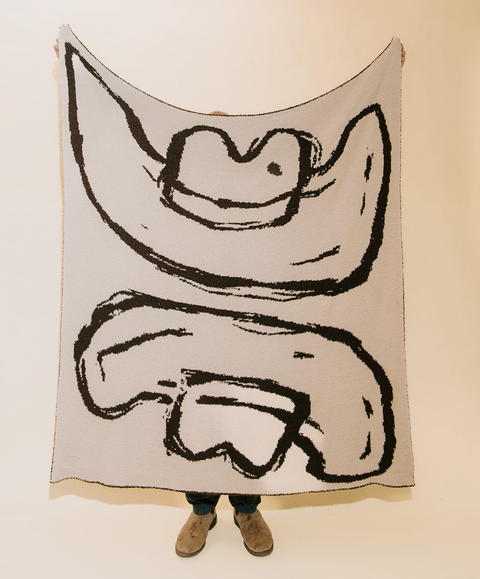 Howdy Plush Throw - Chocolate Brown