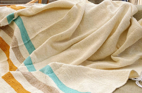 Sol - Recycled throw blanket - image 4