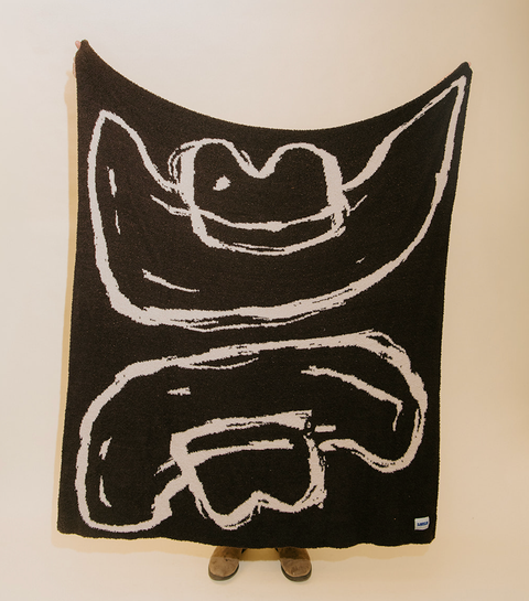 Howdy Plush Throw - Chocolate Brown