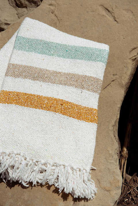 Sol - Recycled throw blanket - image 9